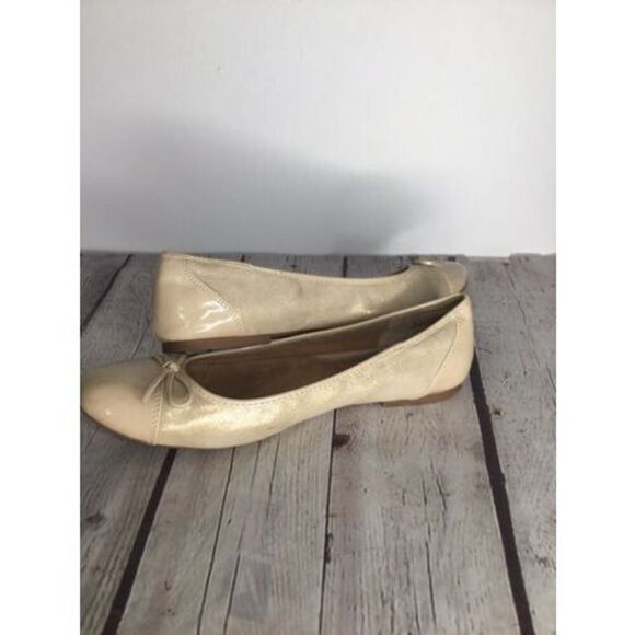 b.o.c. Born Flats Womens 9,5 M Ballet Tan Golden Casual Slip On Shoes Cap Toe - Picture 10 of 12